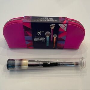IT Cosmetics Heavenly Luxe Brush Set with IT Cosmetics Foundation Brush Bundle